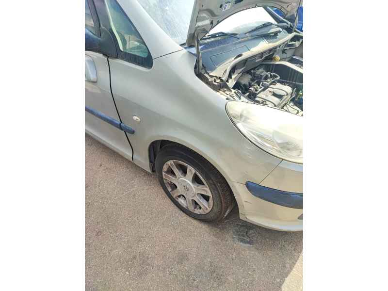 Recambio de aleta delantera derecha para peugeot 1007 (km_) 1.4 referencia OEM IAM   