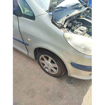 Recambio de aleta delantera derecha para peugeot 1007 (km_) 1.4 referencia OEM IAM   
