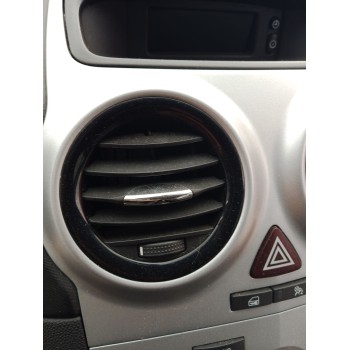 Recambio de aireador central izquierdo para opel corsa d (s07) 1.2 (l08, l68) referencia OEM IAM 13417363  