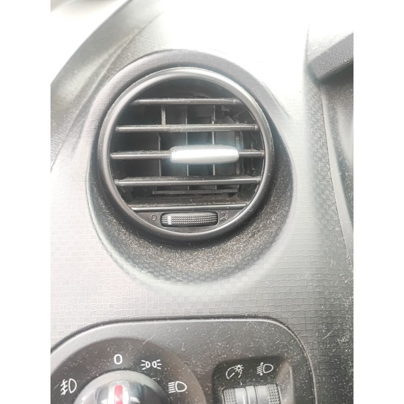 Recambio de aireador lateral izquierdo para seat altea xl (5p5, 5p8) 1.6 lpg referencia OEM IAM 5P08192031MM  