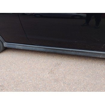 Recambio de faldon lateral derecho para opel corsa c (x01) 1.2 (f08, f68) referencia OEM IAM   