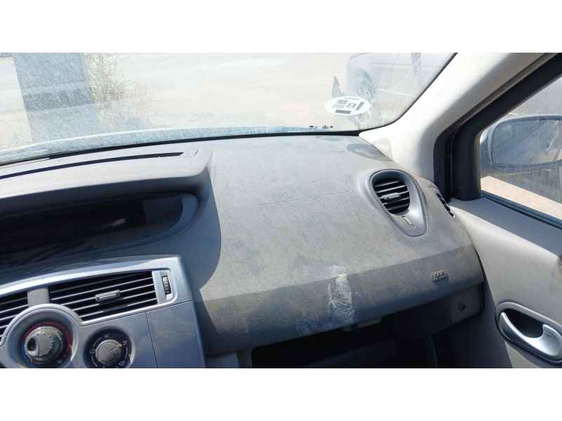 Recambio de salpicadero para renault scénic ii (jm0/1_) 1.5 dci (jm1e, jm16) referencia OEM IAM   