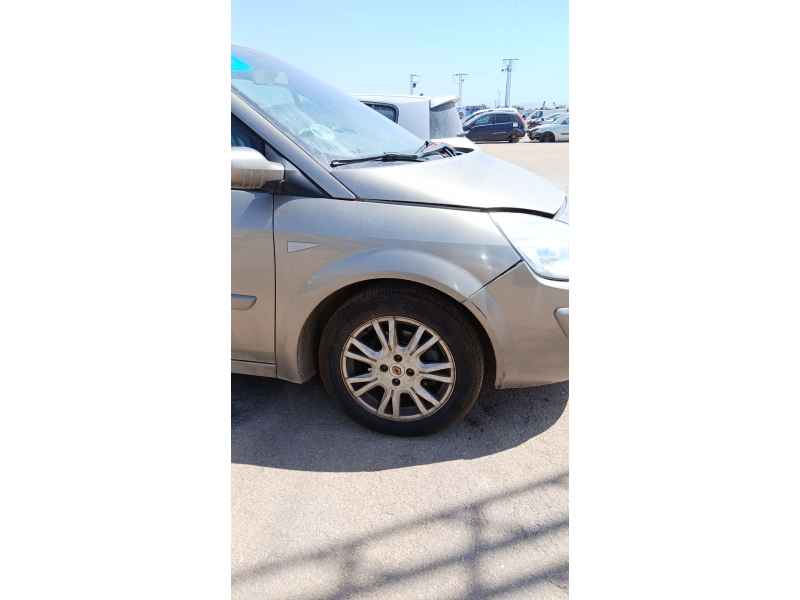 Recambio de aleta delantera derecha para renault scénic ii (jm0/1_) 1.5 dci (jm1e, jm16) referencia OEM IAM   