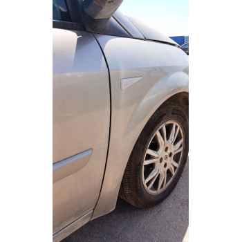 Recambio de aleta delantera derecha para renault scénic ii (jm0/1_) 1.5 dci (jm1e, jm16) referencia OEM IAM   