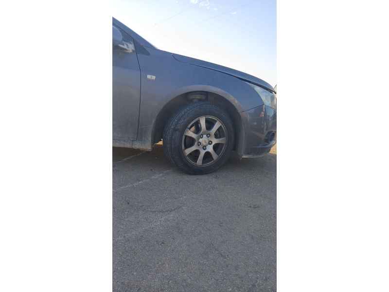 Recambio de aleta delantera derecha para chevrolet cruze hatchback (j305) 1.7 d referencia OEM IAM   