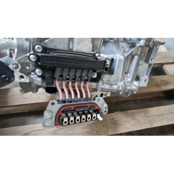 Recambio de caja cambios para toyota corolla sedán (_e21_) 1.8 vvti hybrid (zwe211, mzea12) referencia OEM IAM 1NM  