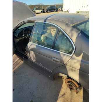 Recambio de puerta trasera izquierda para bmw 5 (e39) 530 d referencia OEM IAM   