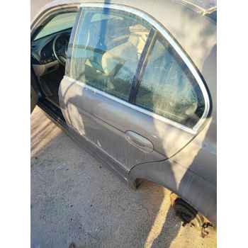 Recambio de puerta trasera izquierda para bmw 5 (e39) 530 d referencia OEM IAM   