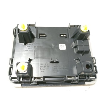 Recambio de luz interior delantera central para toyota corolla sedán (_e21_) 1.8 vvti hybrid (zwe211, mzea12) referencia OEM IAM