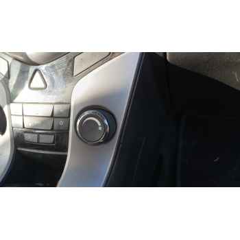 Recambio de mando climatizador para chevrolet cruze hatchback (j305) 1.7 d referencia OEM IAM   