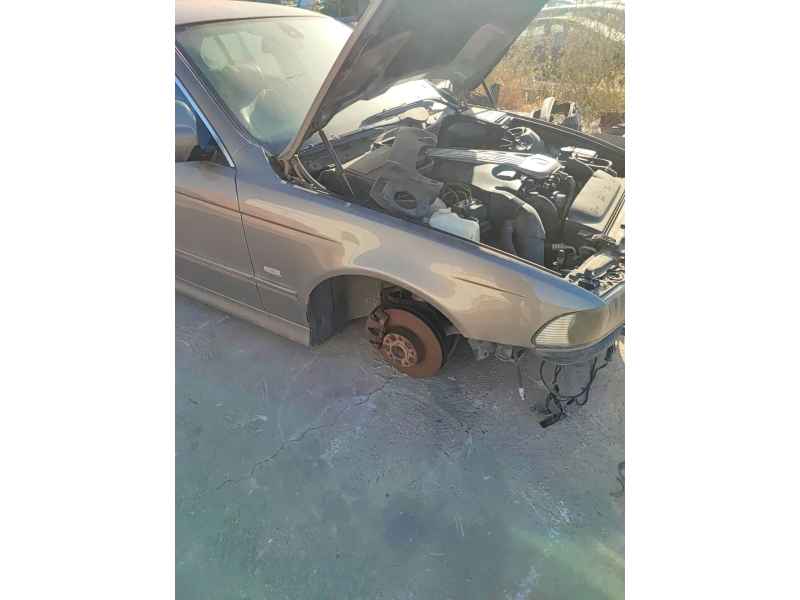 Recambio de aleta delantera derecha para bmw 5 (e39) 530 d referencia OEM IAM   
