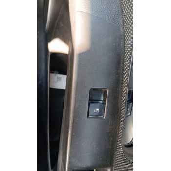 Recambio de mando elevalunas delantero derecho para chevrolet cruze hatchback (j305) 1.7 d referencia OEM IAM   