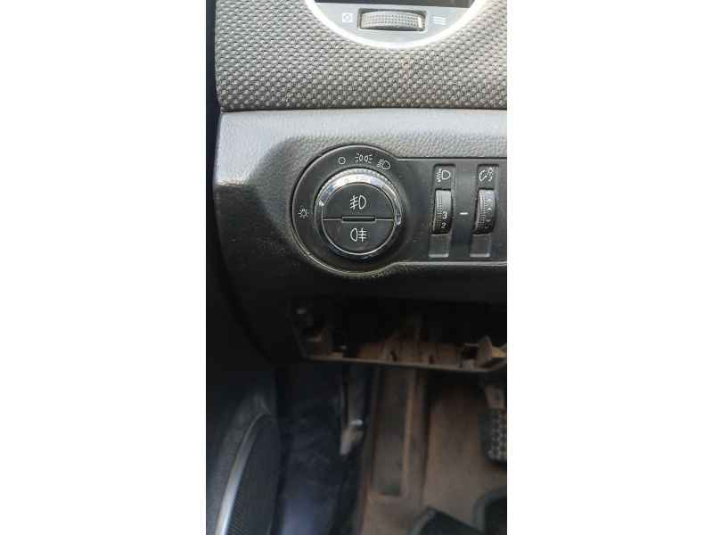 Recambio de mando luces para chevrolet cruze hatchback (j305) 1.7 d referencia OEM IAM   
