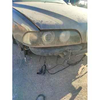 Recambio de faro derecho para bmw 5 (e39) 530 d referencia OEM IAM   