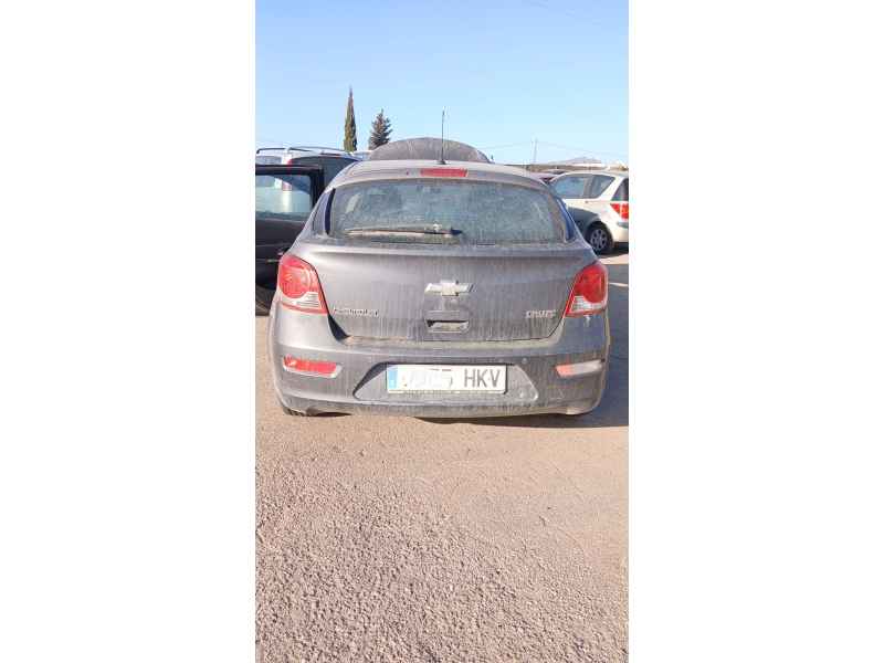 Recambio de porton trasero para chevrolet cruze hatchback (j305) 1.7 d referencia OEM IAM   