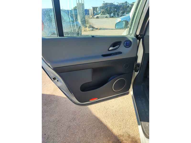 Recambio de guarnecido puerta trasero izquierdo para renault espace iv (jk0/1_) 2.2 dci (jk0h) referencia OEM IAM   