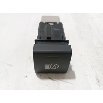 Recambio de interruptor antiniebla para toyota corolla sedán (_e21_) 1.8 vvti hybrid (zwe211, mzea12) referencia OEM IAM G5820B2