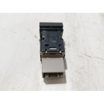 Recambio de interruptor antiniebla para toyota corolla sedán (_e21_) 1.8 vvti hybrid (zwe211, mzea12) referencia OEM IAM G5820B2