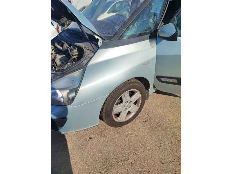 Recambio de aleta delantera izquierda para renault espace iv (jk0/1_) 2.2 dci (jk0h) referencia OEM IAM   