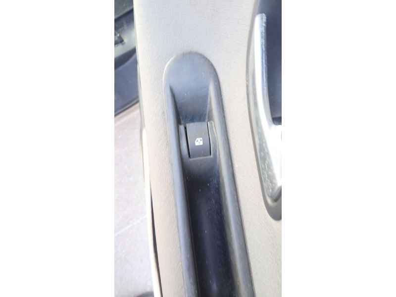 Recambio de mando elevalunas trasero derecho para renault espace iv (jk0/1_) 2.2 dci (jk0h) referencia OEM IAM   