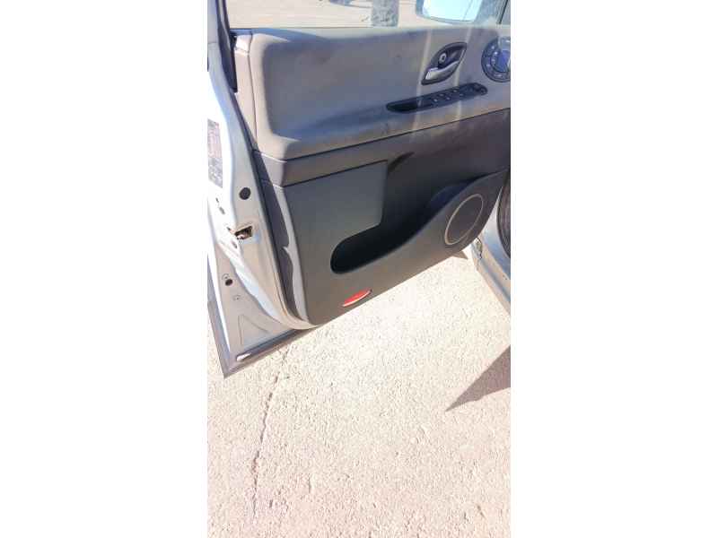 Recambio de guarnecido puerta delantera izquierda para renault espace iv (jk0/1_) 2.2 dci (jk0h) referencia OEM IAM   