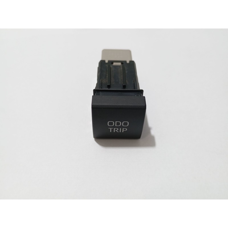 Recambio de interruptor odo trip para toyota corolla sedán (_e21_) 1.8 vvti hybrid (zwe211, mzea12) referencia OEM IAM G5950B2D2
