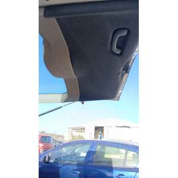 GUARNECIDO PORTON TRASERO 