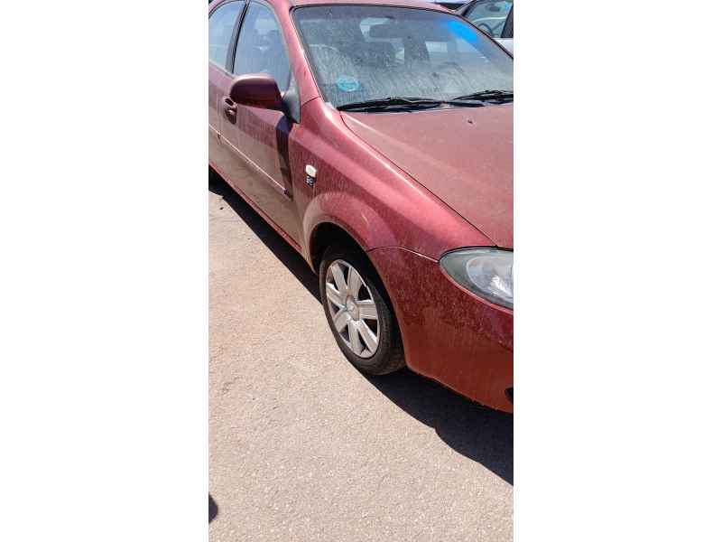 Recambio de aleta delantera derecha para chevrolet lacetti (j200) 1.4 16v referencia OEM IAM   