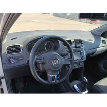 volkswagen polo v (6r1, 6c1) del año 2011