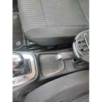 Recambio de consola central para volkswagen polo v (6r1, 6c1) 1.6 tdi referencia OEM IAM   