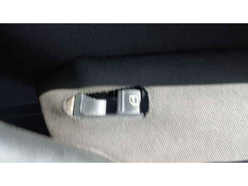 Recambio de mando elevalunas delantero derecho para volkswagen polo v (6r1, 6c1) 1.6 tdi referencia OEM IAM   