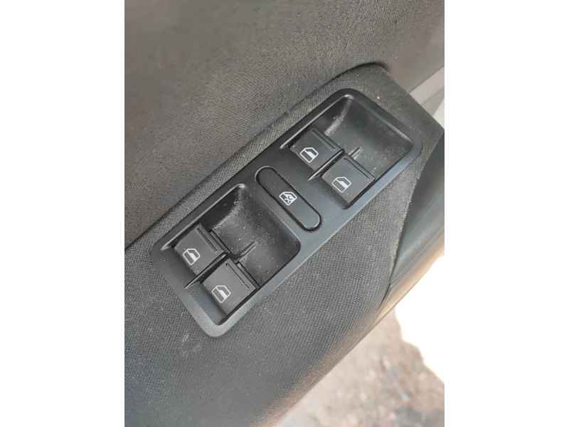 Recambio de mando elevalunas delantero izquierdo para volkswagen polo v (6r1, 6c1) 1.6 tdi referencia OEM IAM   