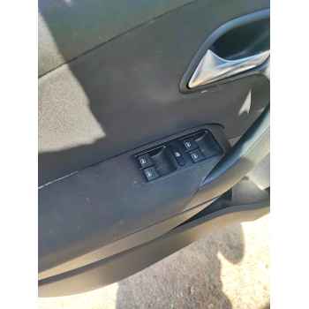 Recambio de mando elevalunas delantero izquierdo para volkswagen polo v (6r1, 6c1) 1.6 tdi referencia OEM IAM   