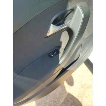 Recambio de mando elevalunas trasero izquierdo para volkswagen polo v (6r1, 6c1) 1.6 tdi referencia OEM IAM   