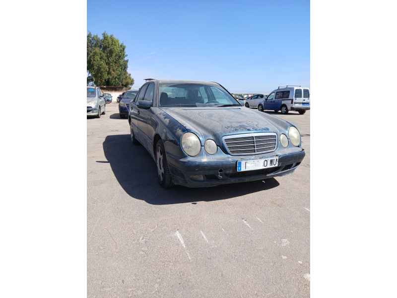 MERCEDES-BENZ CLASE E (W210)