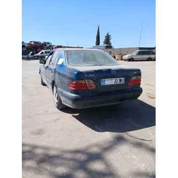 mercedes-benz clase e (w210) del año 2000