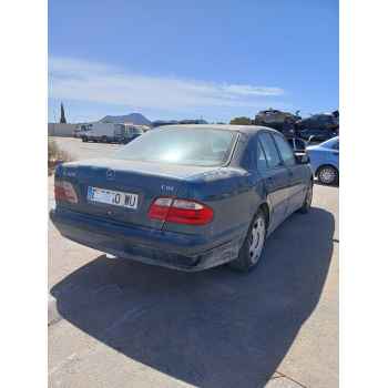 mercedes-benz clase e (w210) del año 2000
