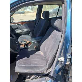mercedes-benz clase e (w210) del año 2000