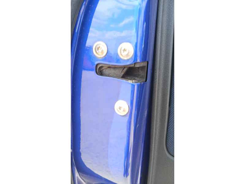 Recambio de cerradura puerta delantera izquierda para mg zr 105 referencia OEM IAM   