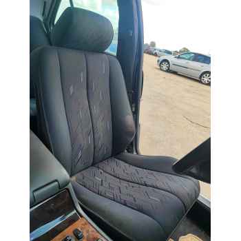 ASIENTO DELANTERO IZQUIERDO 