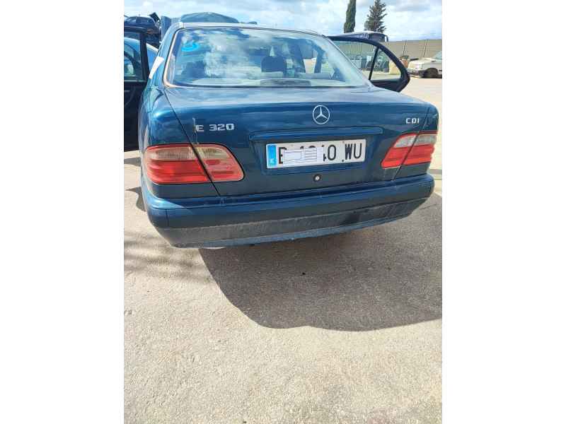 Recambio de paragolpes trasero para mercedes-benz clase e (w210) e 320 cdi (210.026) referencia OEM IAM   