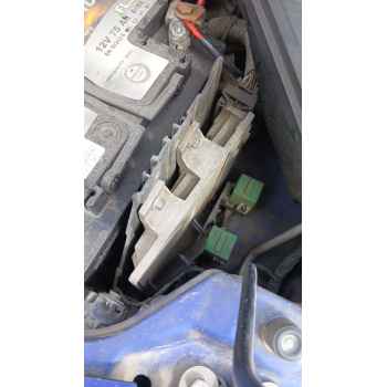 Recambio de centralita motor uce para mg zr 105 referencia OEM IAM 5D806634  