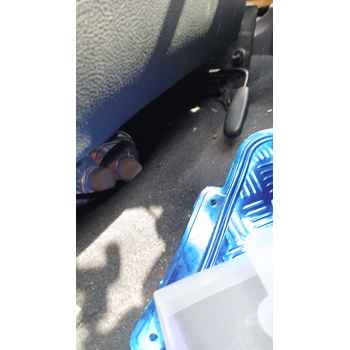 Recambio de asiento delantero derecho para mg zr 105 referencia OEM IAM   
