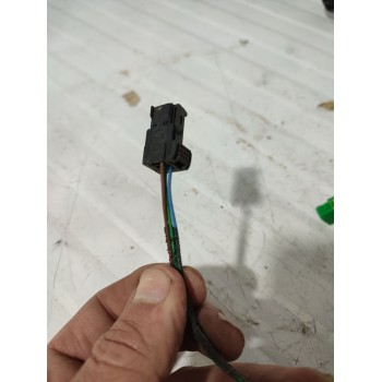 Recambio de retrovisor izquierdo para citroën c4 i sedán 1.6 hdi referencia OEM IAM 96467083  