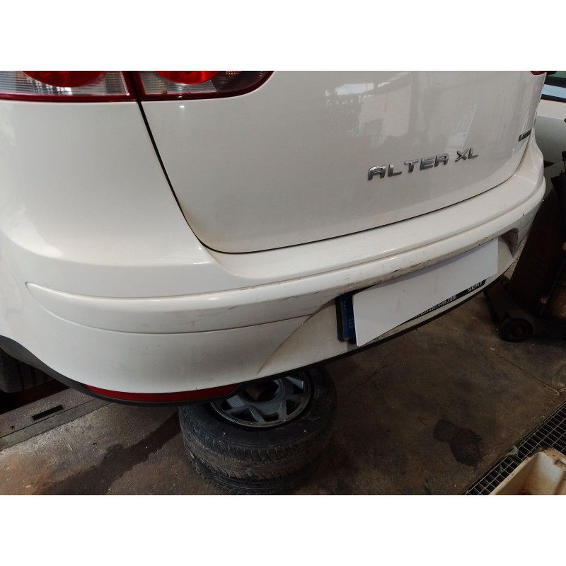 Recambio de paragolpes trasero para seat altea xl (5p5, 5p8) 1.6 lpg referencia OEM IAM 5P5825189C  