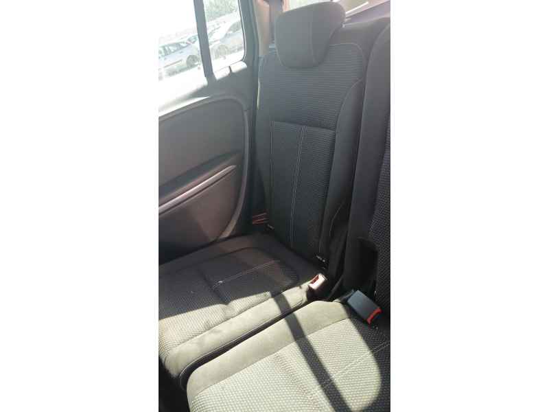 Recambio de asientos trasero derecho para opel zafira tourer c (p12) 2.0 cdti (75) referencia OEM IAM   