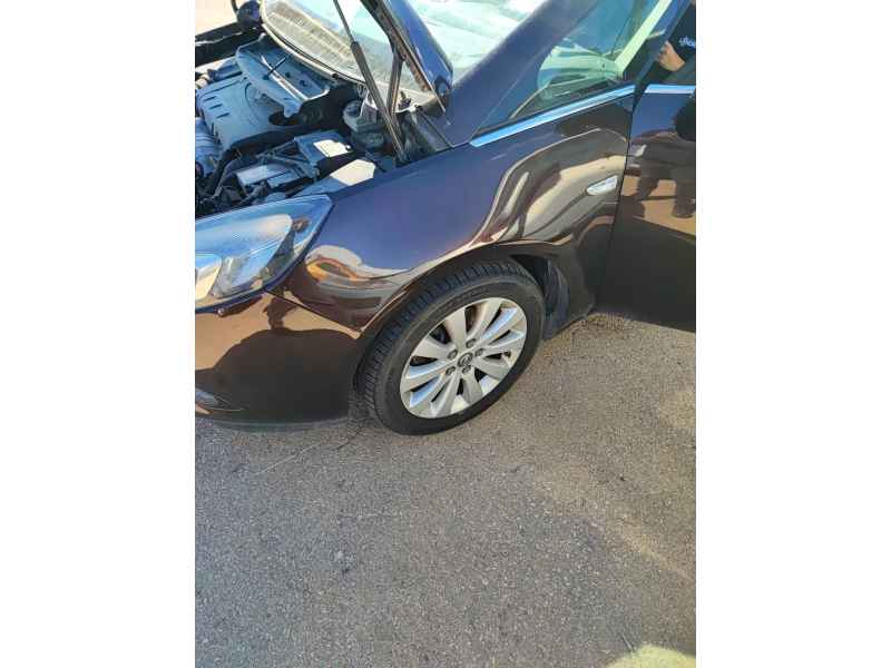 Recambio de aleta delantera izquierda para opel zafira tourer c (p12) 2.0 cdti (75) referencia OEM IAM   