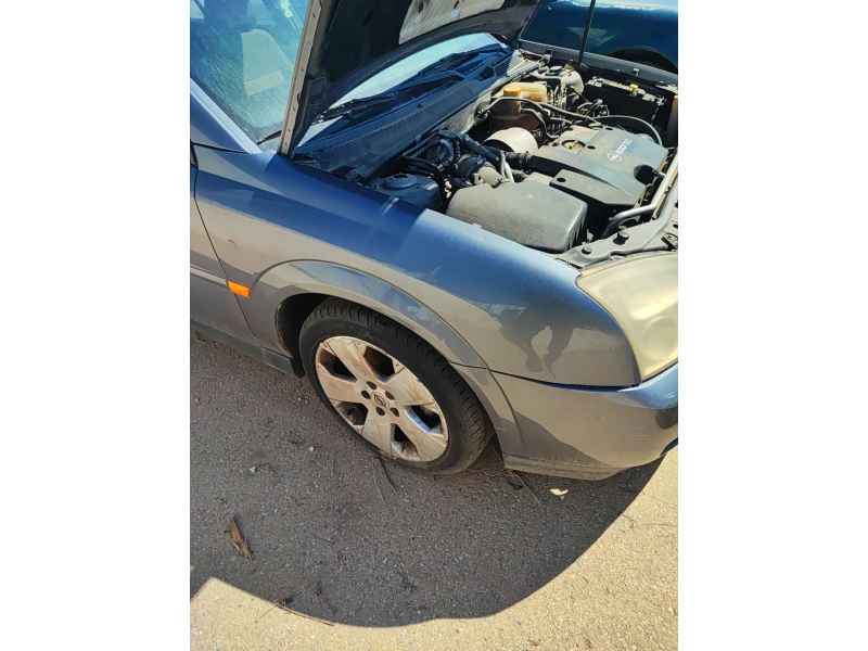 Recambio de aleta delantera derecha para opel vectra c (z02) 2.2 dti 16v (f69) referencia OEM IAM   