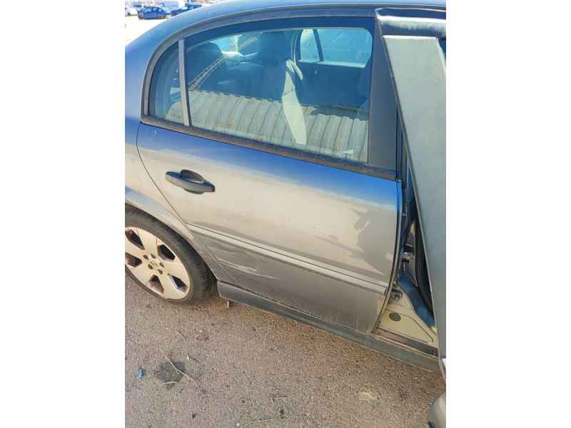 Recambio de puerta trasera derecha para opel vectra c (z02) 2.2 dti 16v (f69) referencia OEM IAM   