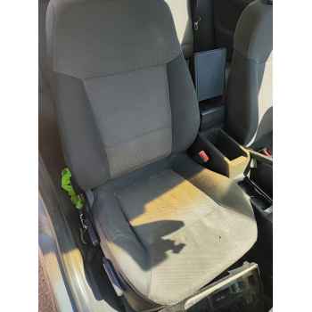 ASIENTO DELANTERO DERECHO 